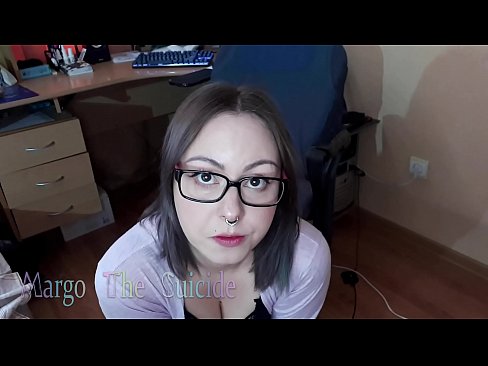 ❤️ Ragazza sexy con gli occhiali succhia il dildo profondamente sulla macchina fotografica Porno vkal it.pornsexphoto.ru ❌❤